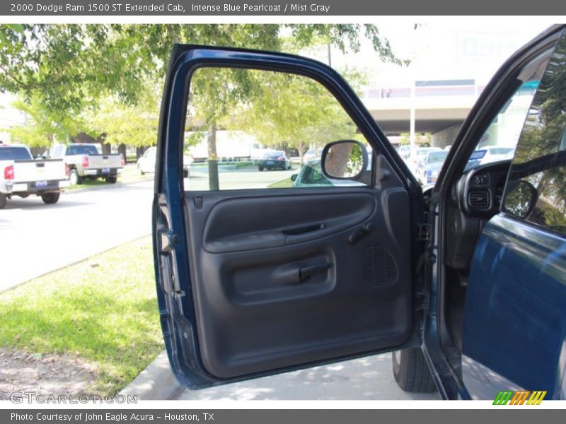 Intense Blue Pearlcoat / Mist Gray 2000 Dodge Ram 1500 ST Extended Cab