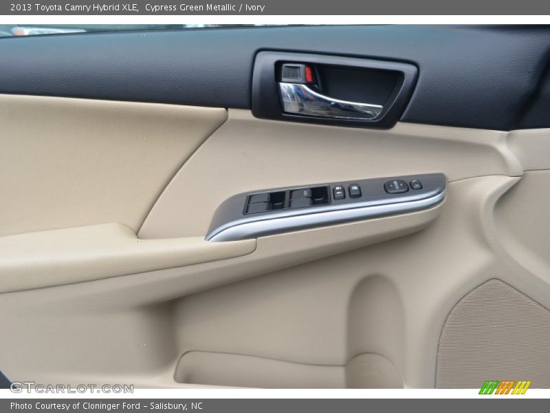 Cypress Green Metallic / Ivory 2013 Toyota Camry Hybrid XLE