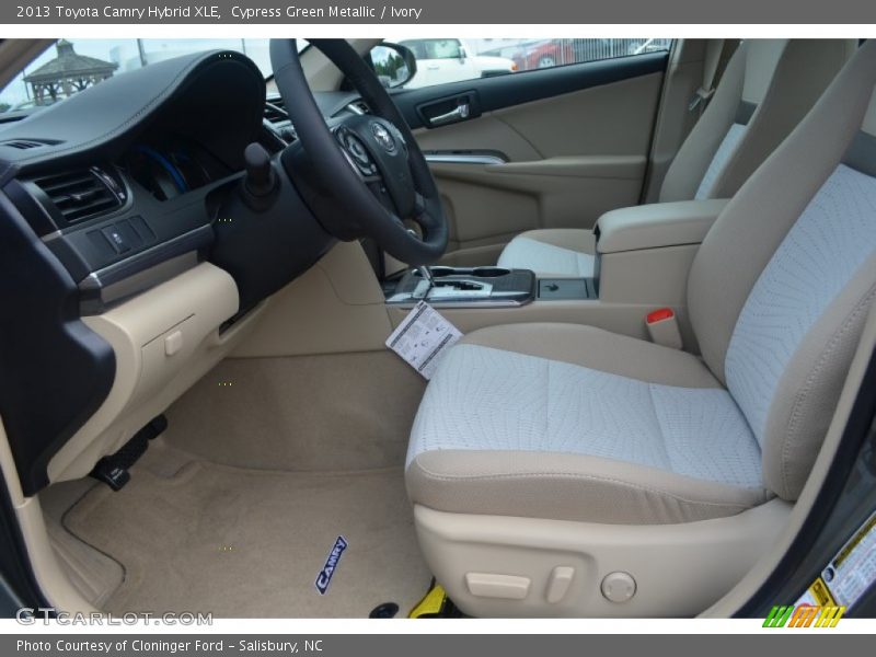Cypress Green Metallic / Ivory 2013 Toyota Camry Hybrid XLE