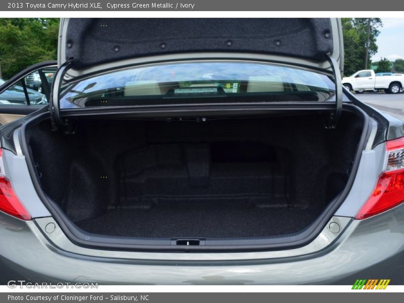 Cypress Green Metallic / Ivory 2013 Toyota Camry Hybrid XLE