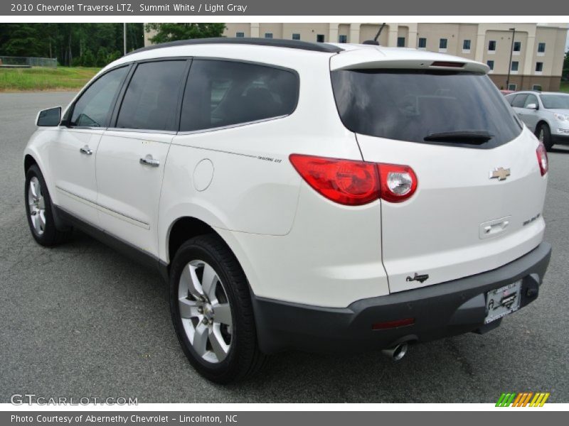 Summit White / Light Gray 2010 Chevrolet Traverse LTZ