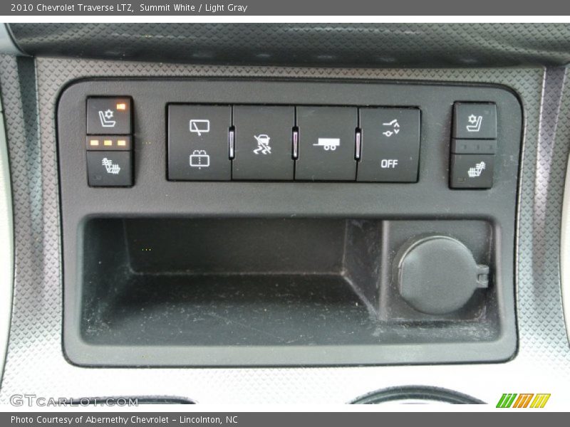Summit White / Light Gray 2010 Chevrolet Traverse LTZ