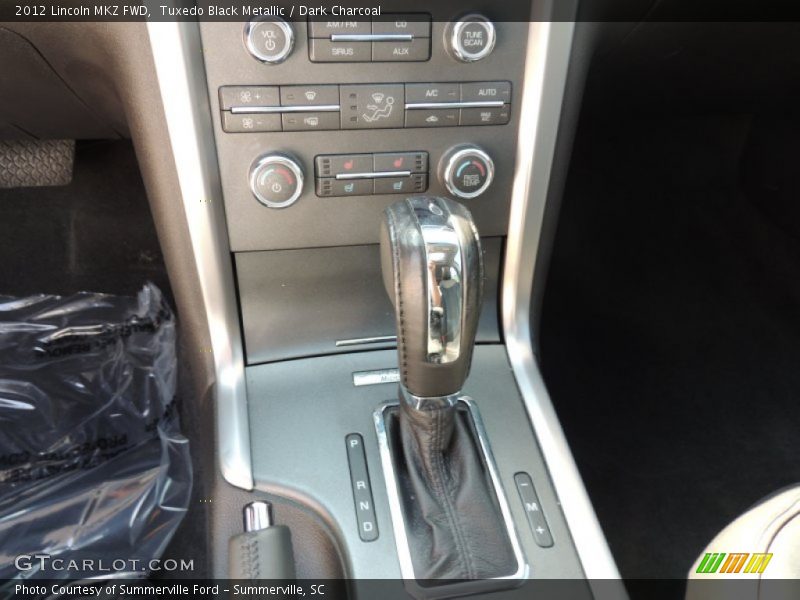 Tuxedo Black Metallic / Dark Charcoal 2012 Lincoln MKZ FWD