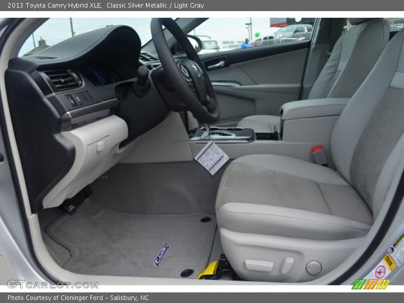 Classic Silver Metallic / Light Gray 2013 Toyota Camry Hybrid XLE