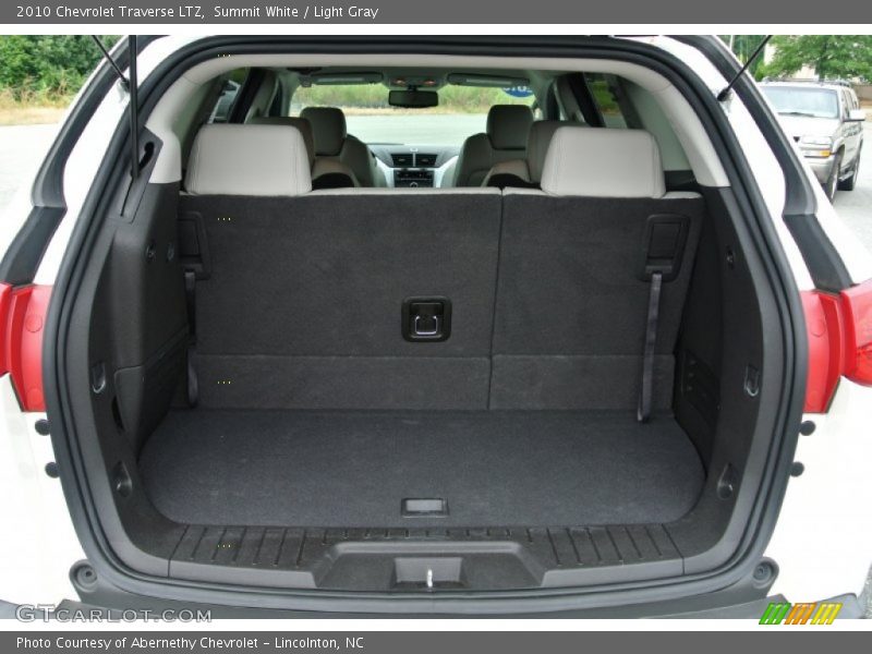 Summit White / Light Gray 2010 Chevrolet Traverse LTZ