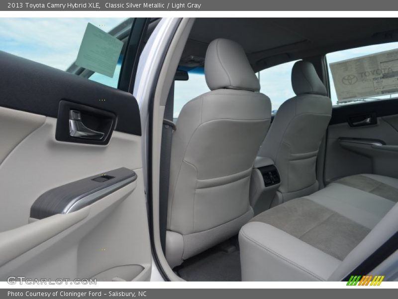 Classic Silver Metallic / Light Gray 2013 Toyota Camry Hybrid XLE