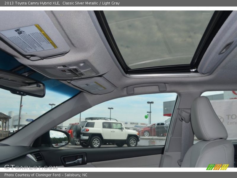 Classic Silver Metallic / Light Gray 2013 Toyota Camry Hybrid XLE