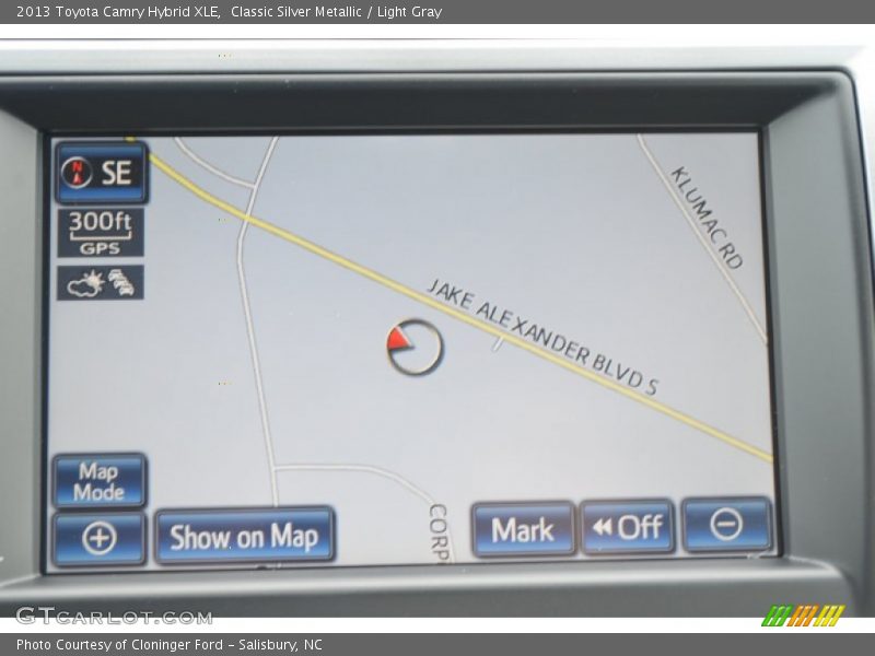 Classic Silver Metallic / Light Gray 2013 Toyota Camry Hybrid XLE