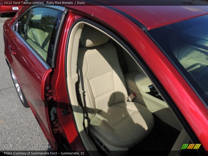 Ruby Red Metallic / Dune 2013 Ford Taurus Limited