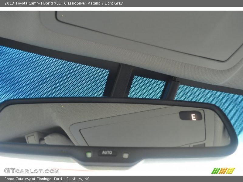 Classic Silver Metallic / Light Gray 2013 Toyota Camry Hybrid XLE