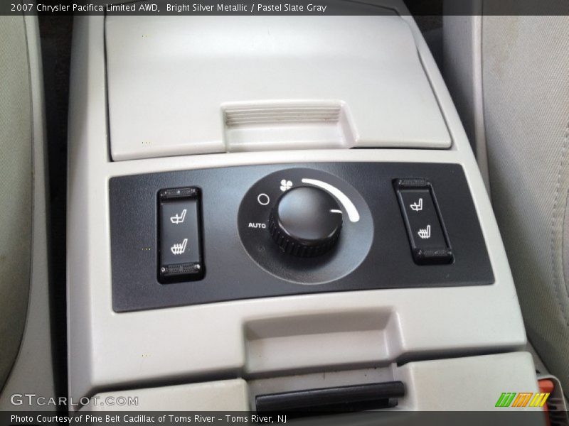 Bright Silver Metallic / Pastel Slate Gray 2007 Chrysler Pacifica Limited AWD