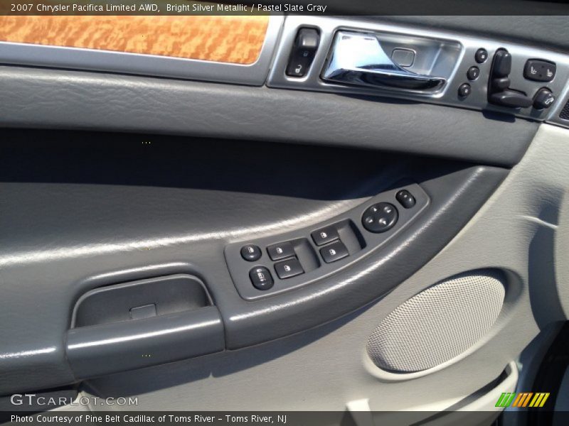 Bright Silver Metallic / Pastel Slate Gray 2007 Chrysler Pacifica Limited AWD