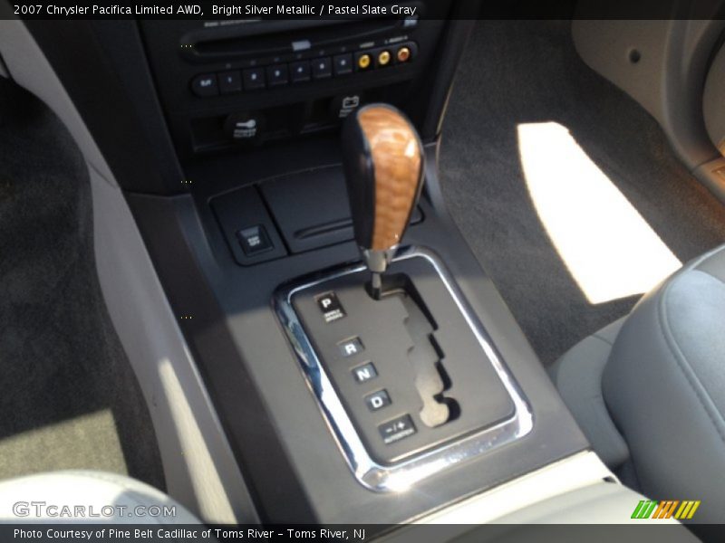 Bright Silver Metallic / Pastel Slate Gray 2007 Chrysler Pacifica Limited AWD