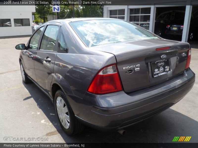Liquid Grey Metallic / Dark Flint/Light Flint 2005 Ford Focus ZX4 SE Sedan