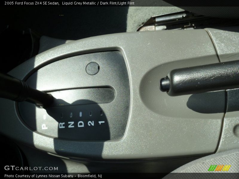 Liquid Grey Metallic / Dark Flint/Light Flint 2005 Ford Focus ZX4 SE Sedan