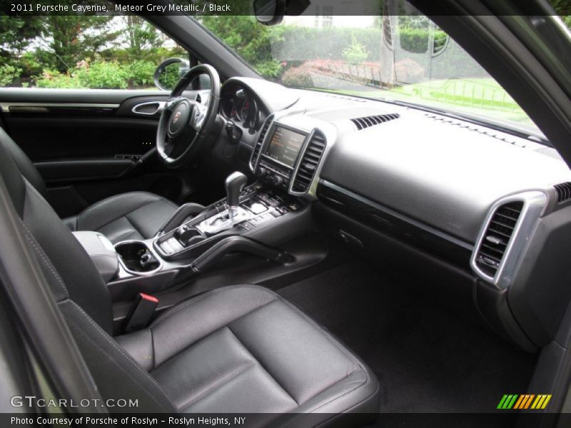 Meteor Grey Metallic / Black 2011 Porsche Cayenne