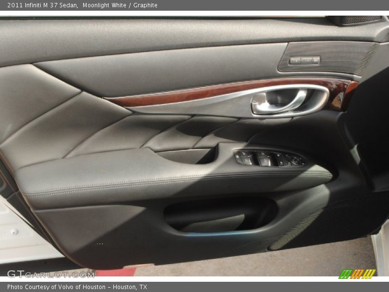 Moonlight White / Graphite 2011 Infiniti M 37 Sedan