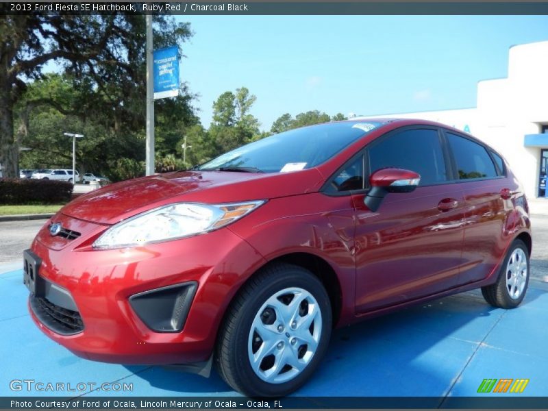 Ruby Red / Charcoal Black 2013 Ford Fiesta SE Hatchback