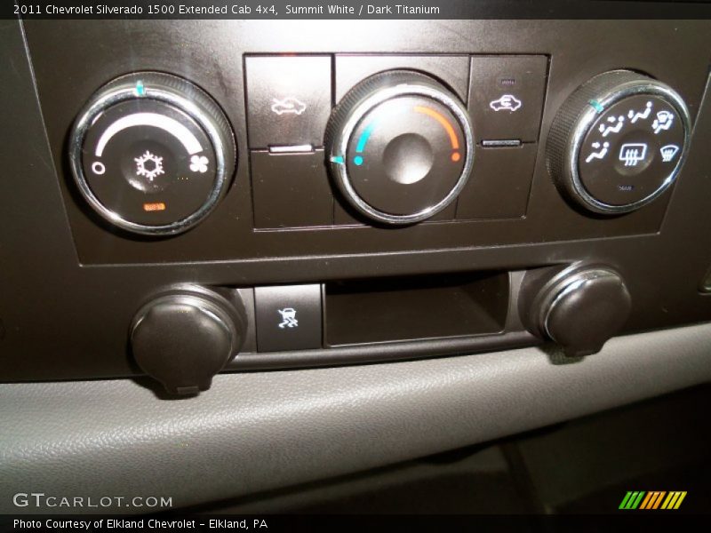 Summit White / Dark Titanium 2011 Chevrolet Silverado 1500 Extended Cab 4x4