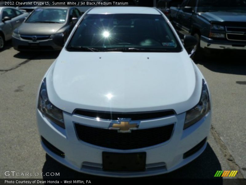Summit White / Jet Black/Medium Titanium 2012 Chevrolet Cruze LS