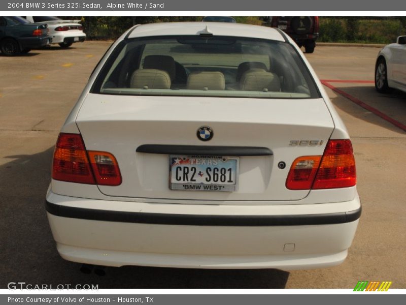 Alpine White / Sand 2004 BMW 3 Series 325i Sedan