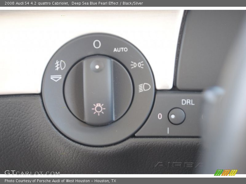 Controls of 2008 S4 4.2 quattro Cabriolet