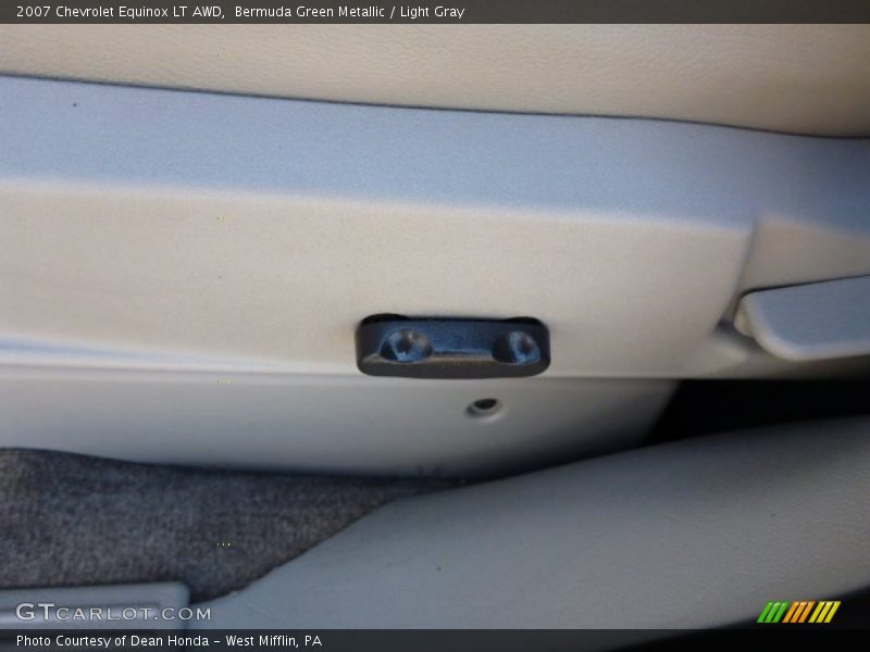 Bermuda Green Metallic / Light Gray 2007 Chevrolet Equinox LT AWD