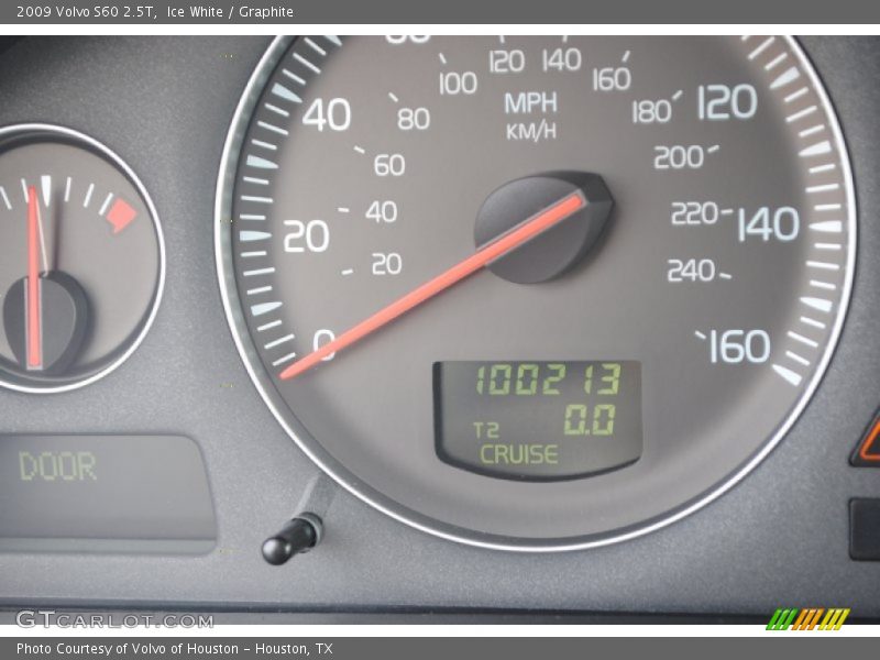 Ice White / Graphite 2009 Volvo S60 2.5T