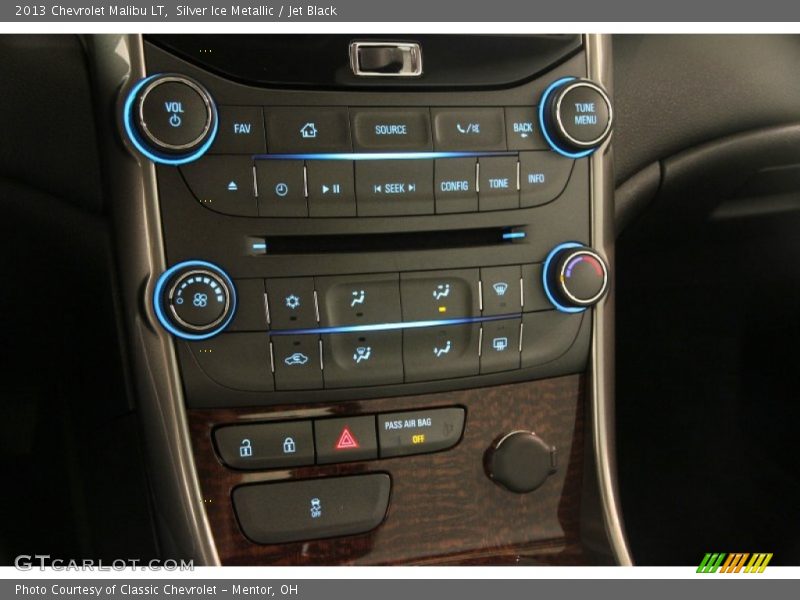 Silver Ice Metallic / Jet Black 2013 Chevrolet Malibu LT