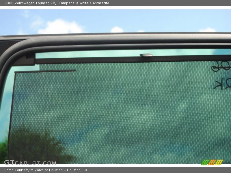 Campanella White / Anthracite 2006 Volkswagen Touareg V8