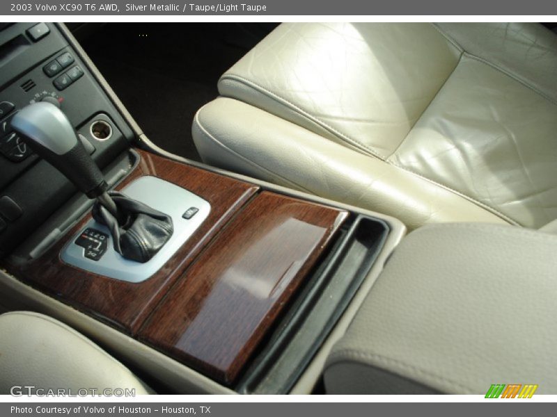 Silver Metallic / Taupe/Light Taupe 2003 Volvo XC90 T6 AWD