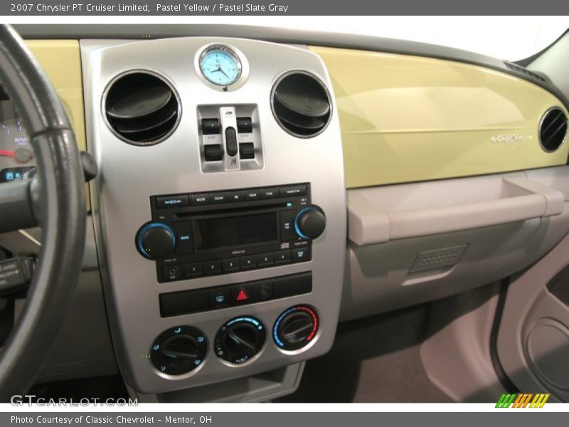 Controls of 2007 PT Cruiser Limited