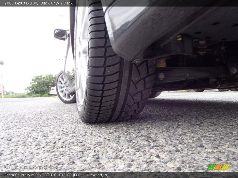 Black Onyx / Black 2005 Lexus IS 300