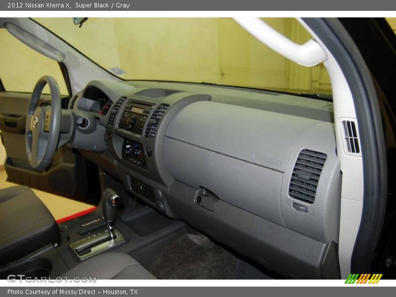 Super Black / Gray 2012 Nissan Xterra X