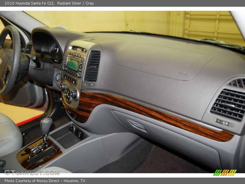 Radiant Silver / Gray 2010 Hyundai Santa Fe GLS
