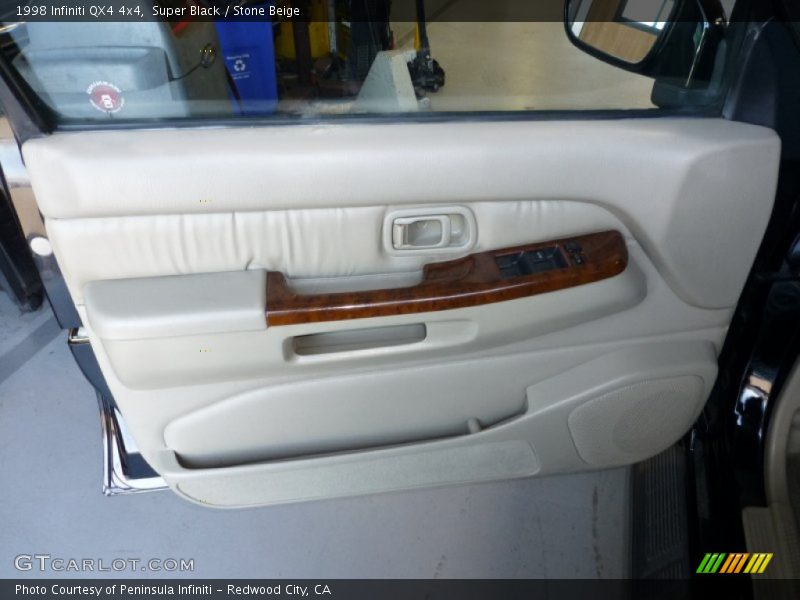 Door Panel of 1998 QX4 4x4