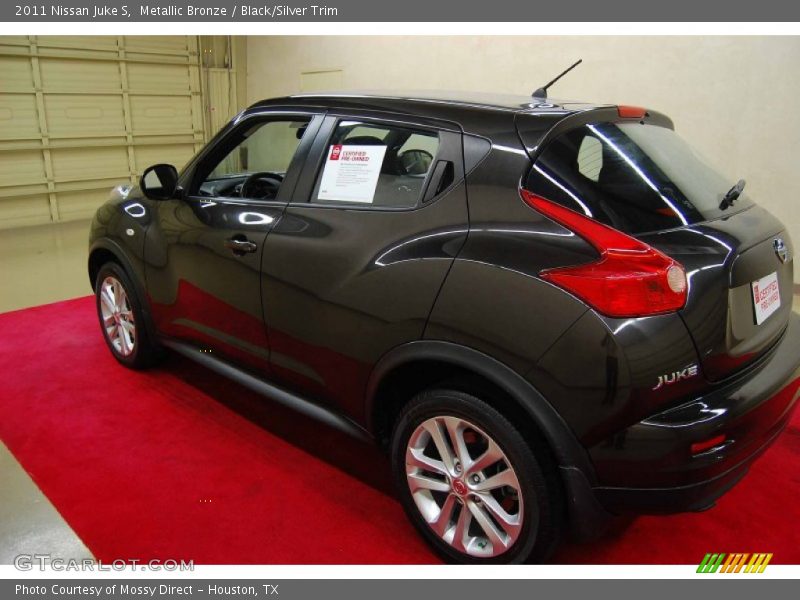 Metallic Bronze / Black/Silver Trim 2011 Nissan Juke S