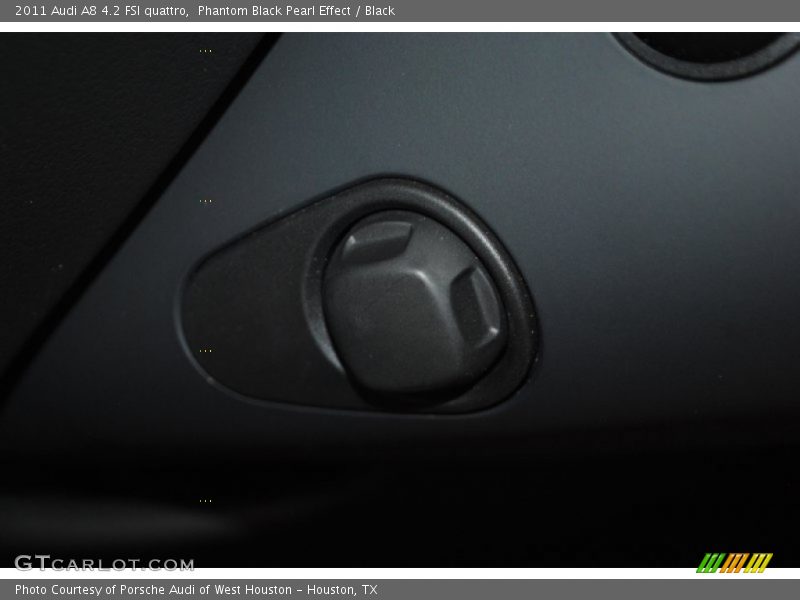Phantom Black Pearl Effect / Black 2011 Audi A8 4.2 FSI quattro
