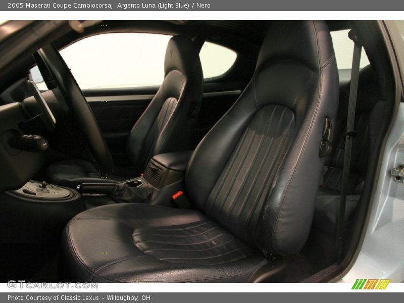 Front Seat of 2005 Coupe Cambiocorsa