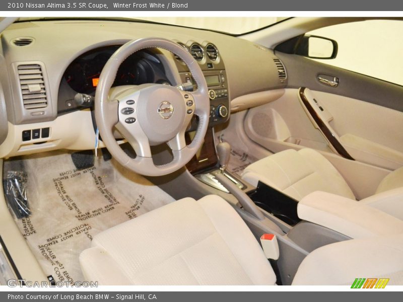 Winter Frost White / Blond 2010 Nissan Altima 3.5 SR Coupe
