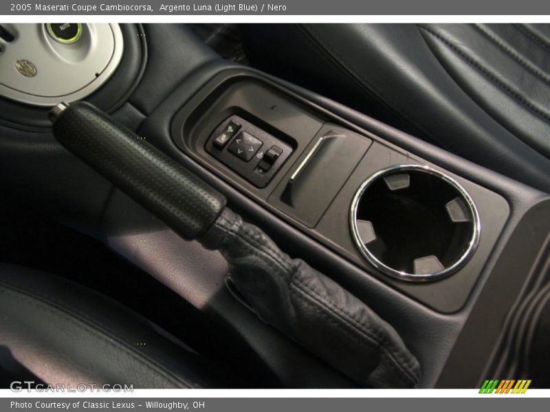 Controls of 2005 Coupe Cambiocorsa