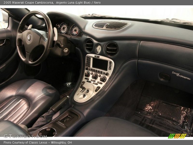 Dashboard of 2005 Coupe Cambiocorsa