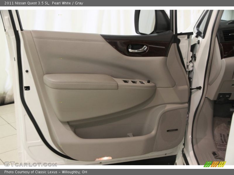 Pearl White / Gray 2011 Nissan Quest 3.5 SL