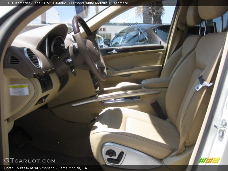 Diamond White Metallic / Cashmere 2011 Mercedes-Benz GL 550 4Matic