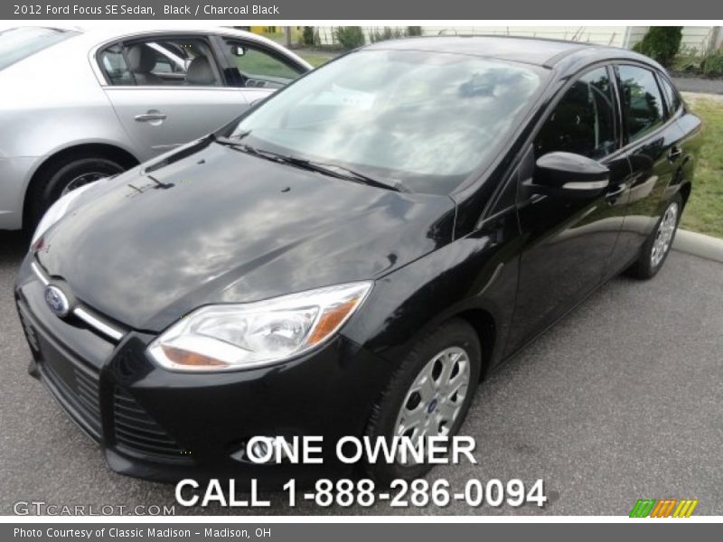 Black / Charcoal Black 2012 Ford Focus SE Sedan