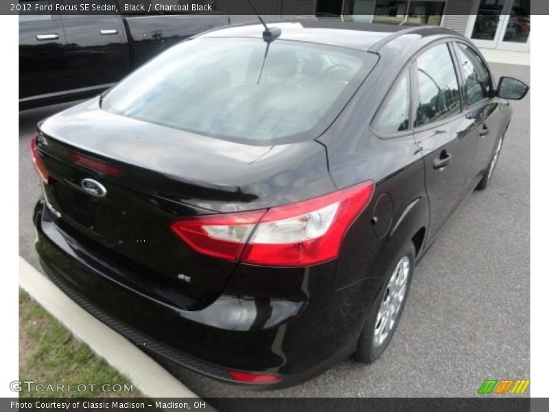 Black / Charcoal Black 2012 Ford Focus SE Sedan