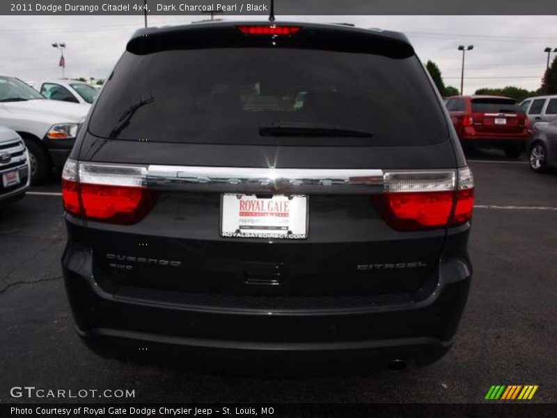 Dark Charcoal Pearl / Black 2011 Dodge Durango Citadel 4x4