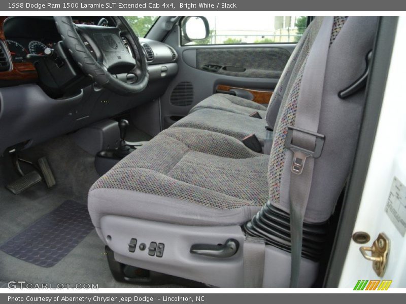 Bright White / Black 1998 Dodge Ram 1500 Laramie SLT Extended Cab 4x4