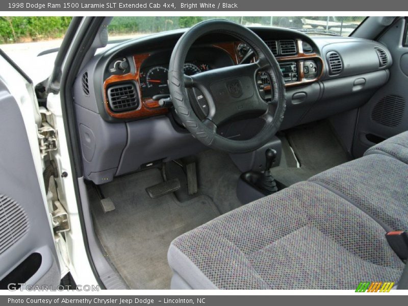 Bright White / Black 1998 Dodge Ram 1500 Laramie SLT Extended Cab 4x4