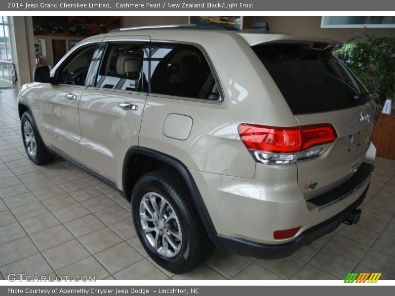 Cashmere Pearl / New Zealand Black/Light Frost 2014 Jeep Grand Cherokee Limited